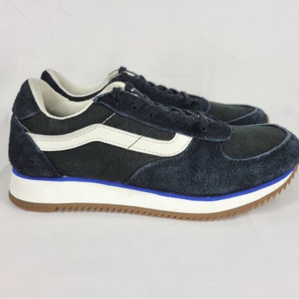 Vans Suede Low-Top Sneakers